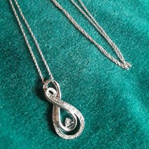 Kay Jewelers Jewelry - ☆STUNNING☆ DOUBLE INFINITY NECKLACE Kay Jewelers Jewelry - ☆STUNNING☆ DOUBLE INFINITY NECKLACE